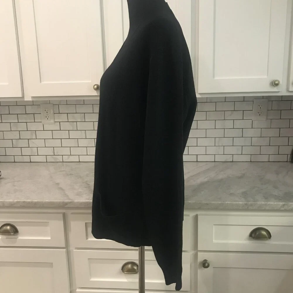 St. John Cardigan Sweater Womens XL Black Button Front V Neck Knit Pockets Long